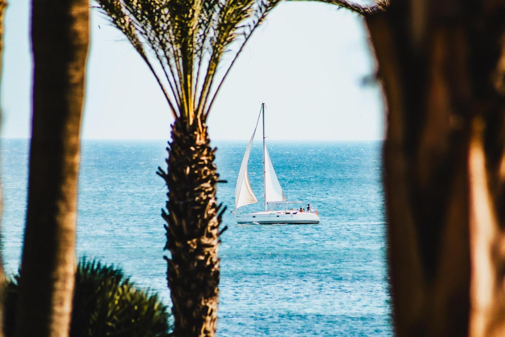 Cn-340 Suites Estepona Buitenkant foto