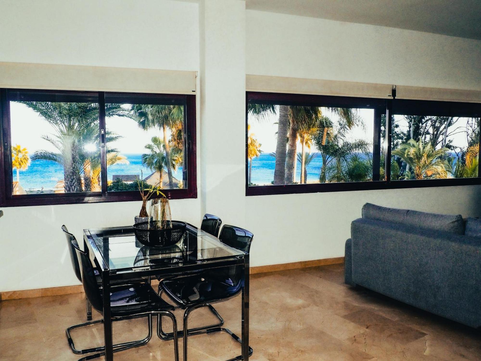 Cn-340 Suites Estepona Buitenkant foto